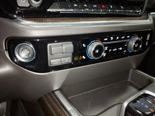 Used 2025 Chevrolet Silverado 1500 LT Trail Boss w/ Convenience Package II AWD/4WD image 23