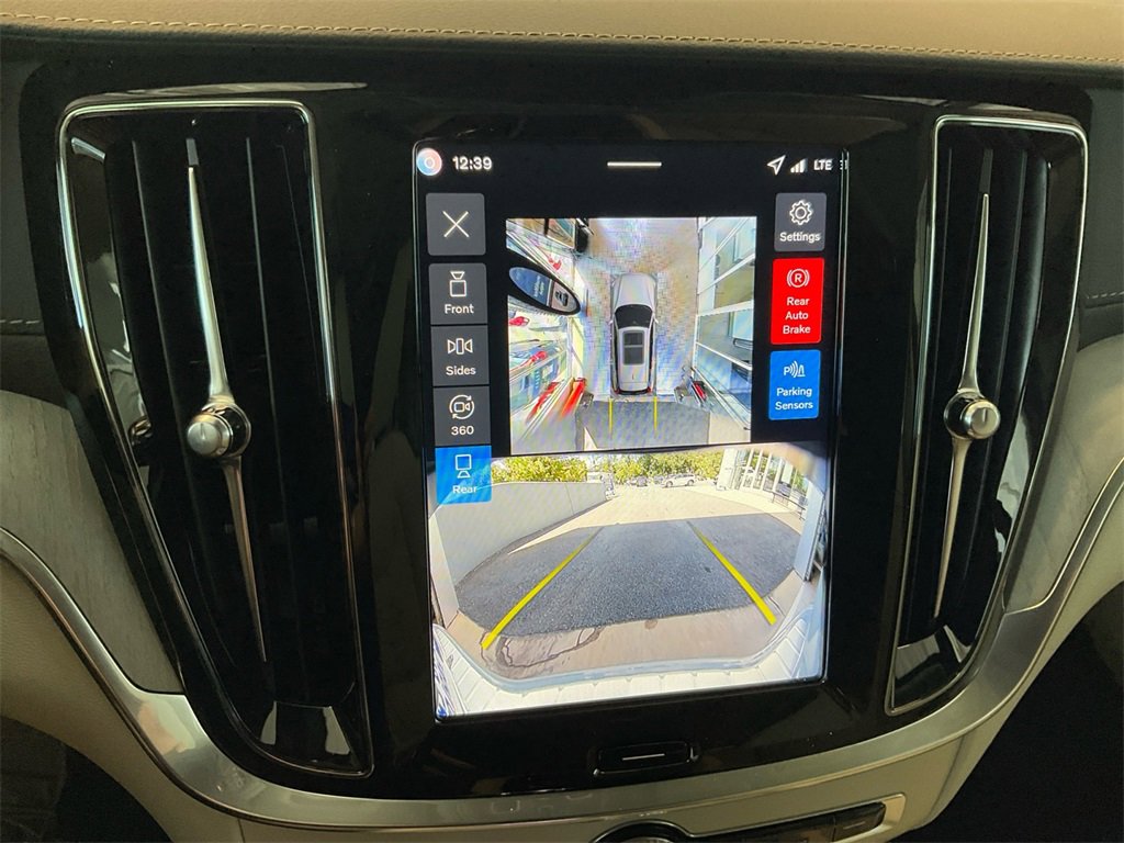 New 2026 Volvo V60 B5 Cross Country Ultra w/ Protection Package Premier image 23