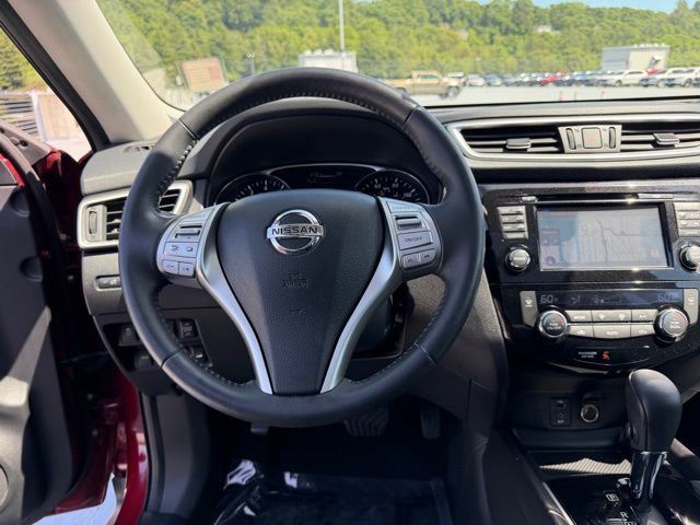 Used 2015 Nissan Rogue SL w/ SL Premium Package AWD/4WD image 11