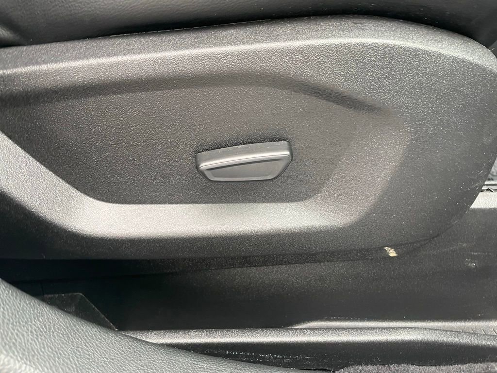 Used 2023 Ford Edge SEL image 55