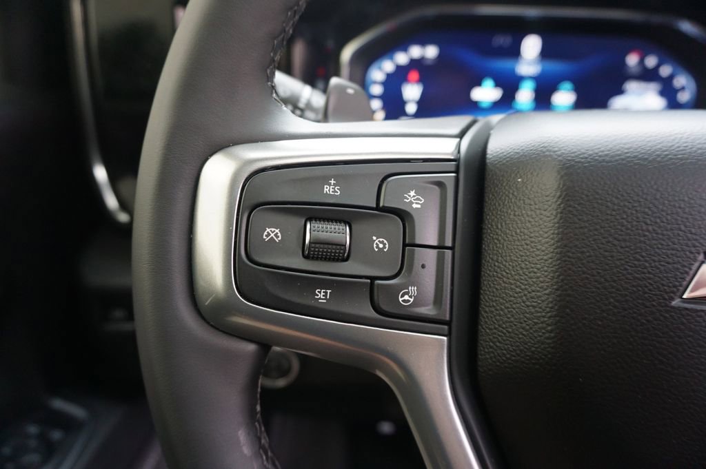 Used 2025 Chevrolet Silverado 1500 LTZ w/ LTZ Premium Package RWD image 8