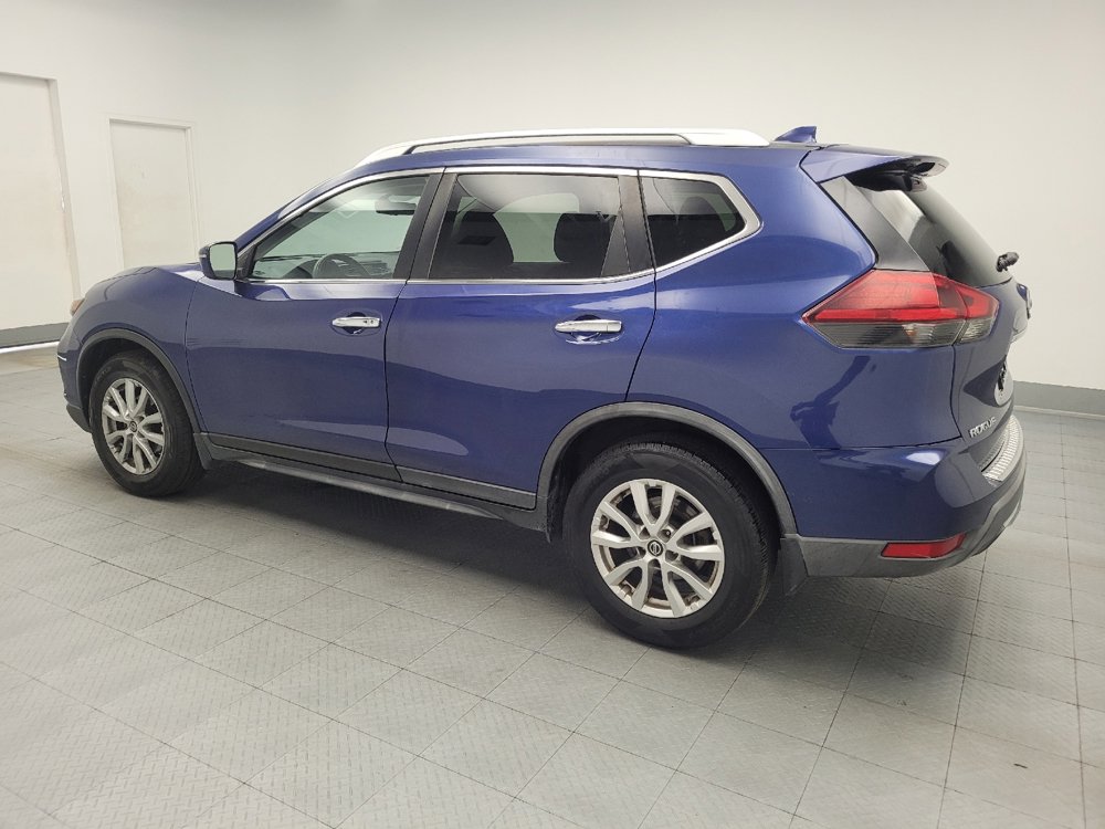 Used 2018 Nissan Rogue SV FWD image 3