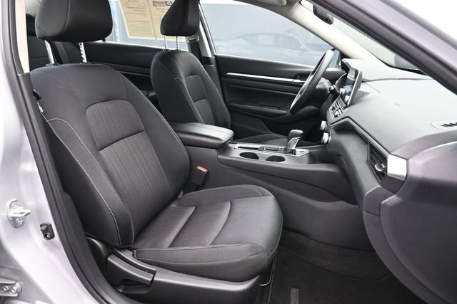 Used 2022 Nissan Altima 2.5 SV FWD image 31