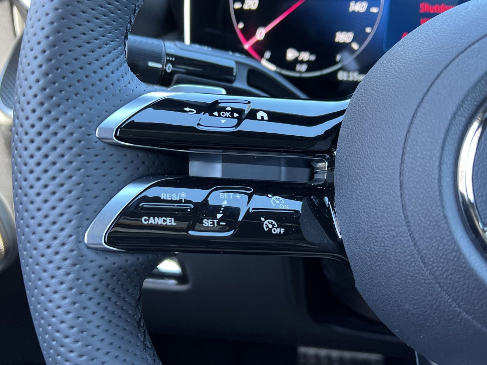 New 2026 Mercedes-Benz GLC 300 4MATIC image 30