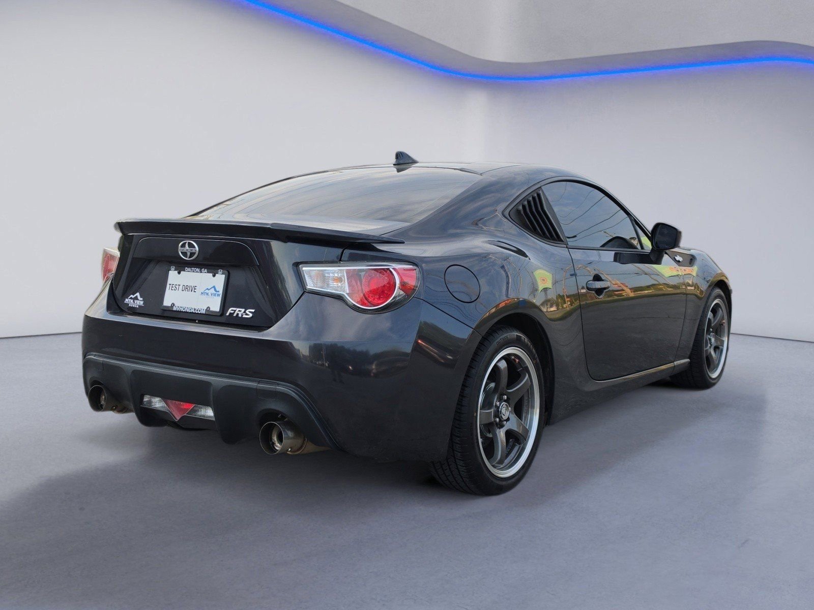 Used 2015 Scion FR-S image 6