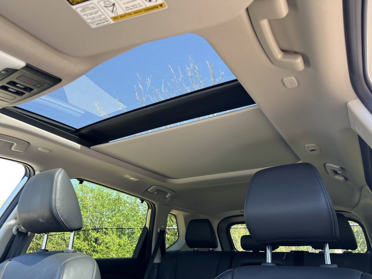 Used 2025 Nissan Rogue SL w/ Tech Package image 11