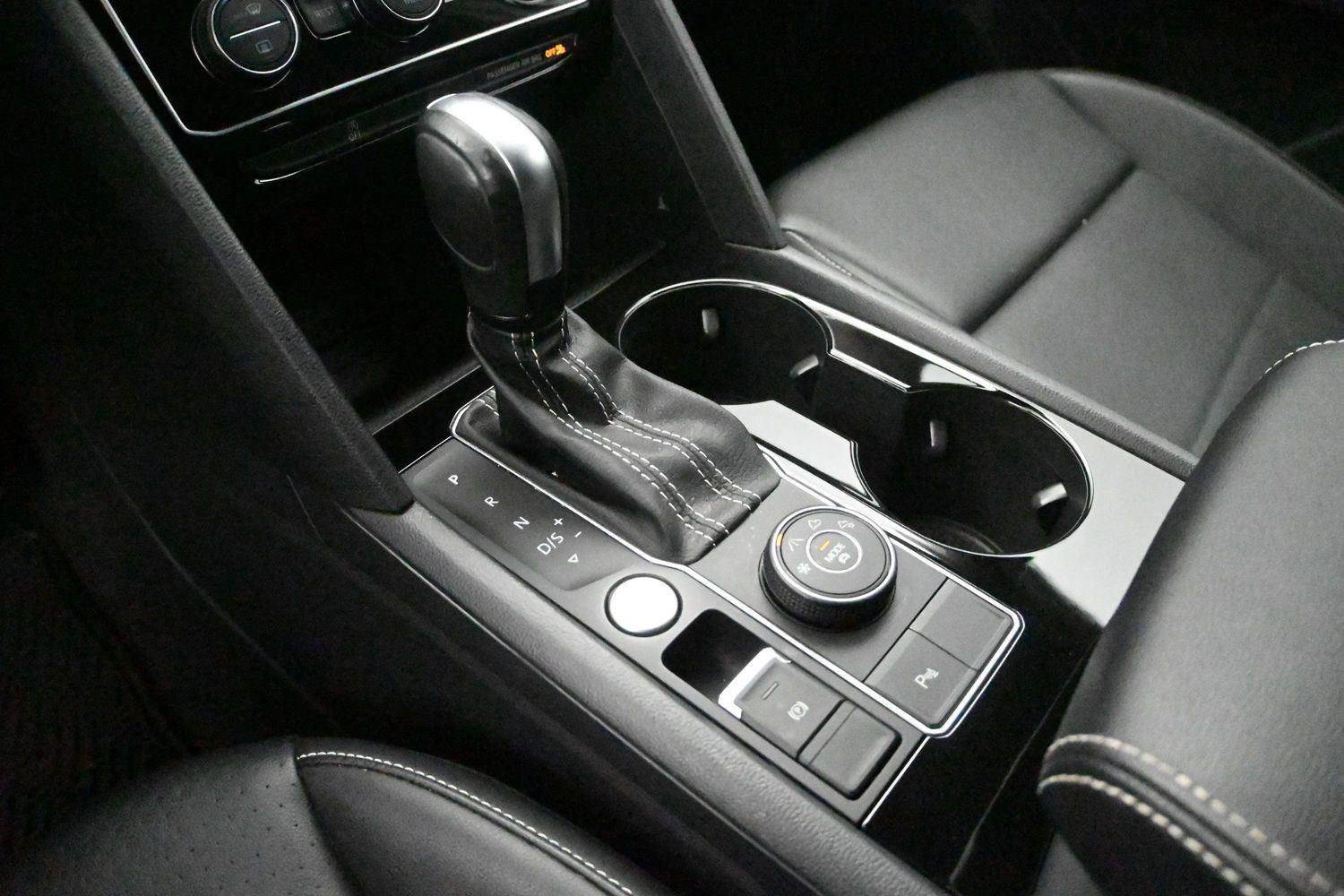 Used 2022 Volkswagen Atlas SE AWD/4WD image 6