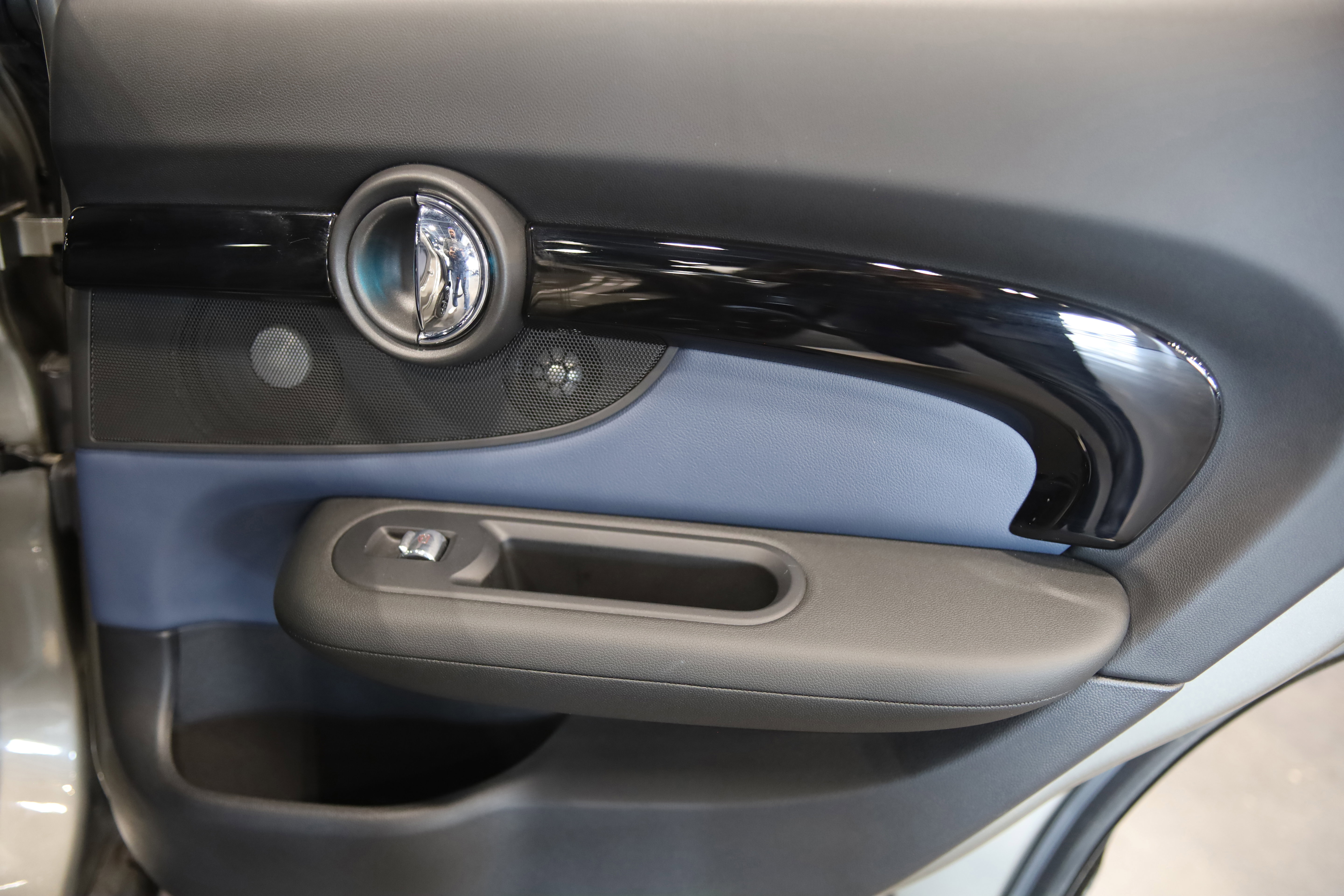 Used 2020 MINI Cooper Clubman John Cooper Works image 35