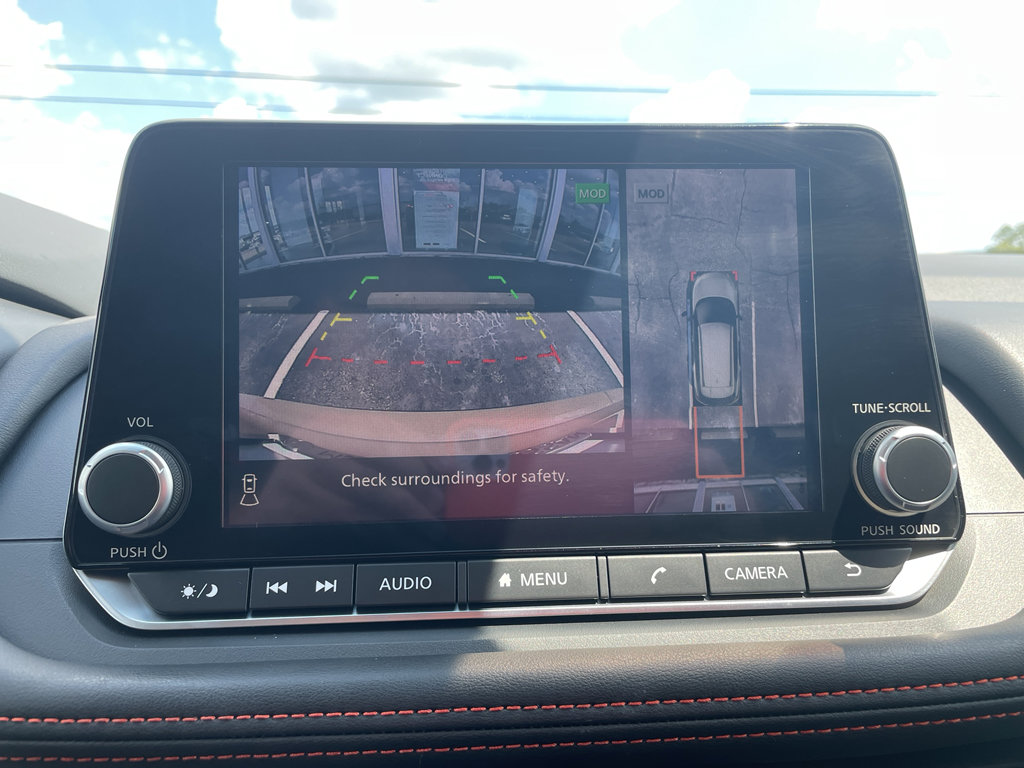 Certified 2025 Nissan Rogue SV image 16