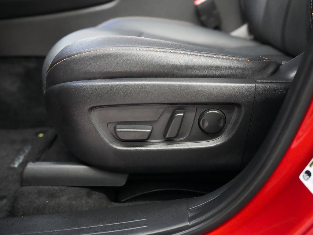 Used 2024 MAZDA CX-90 Plug-In Hybrid w/ Preferred AWD/4WD image 32