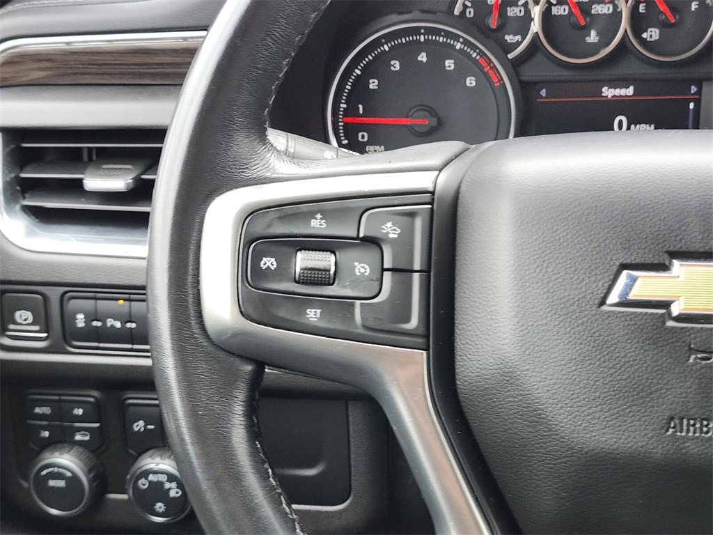 Used 2021 Chevrolet Suburban LS image 25