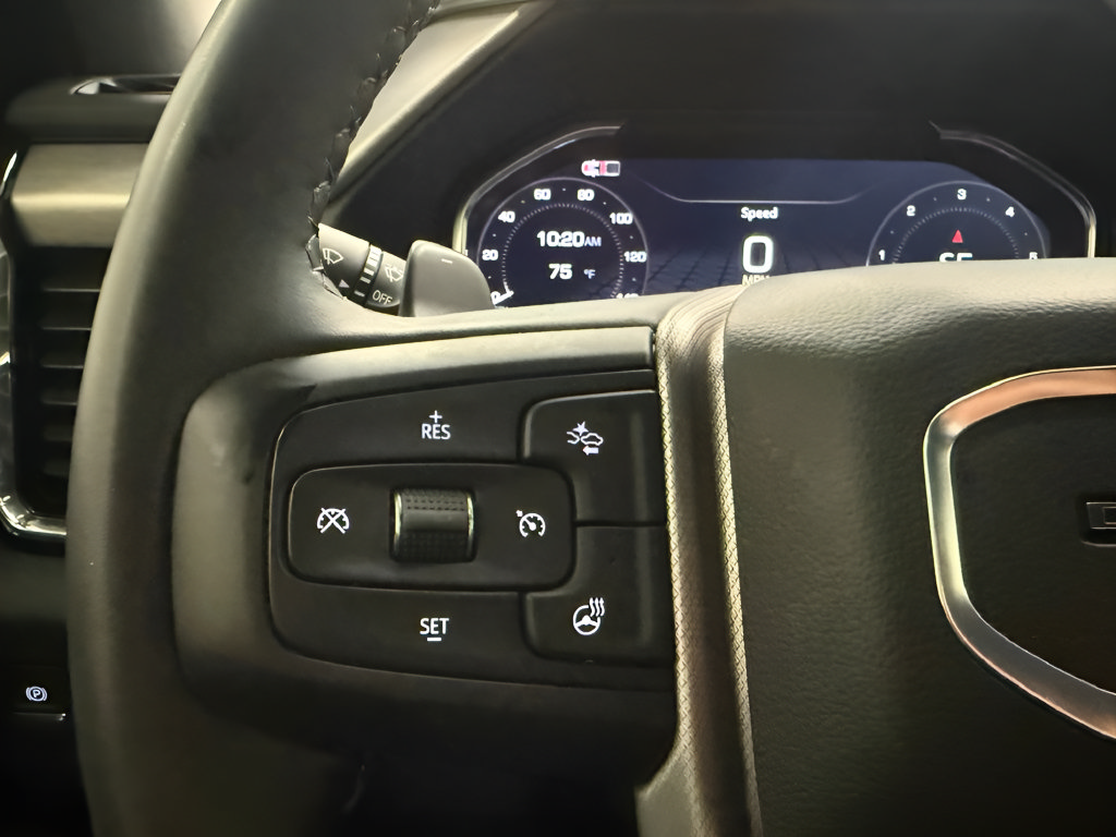 Used 2025 GMC Sierra 1500 Denali AWD/4WD image 17
