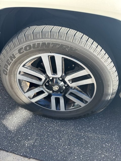 Used 2015 Toyota 4Runner Limited image 17