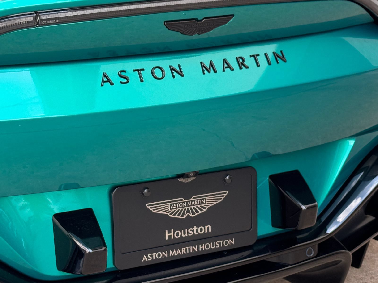 New 2026 Aston Martin V8 Vantage Coupe RWD image 12