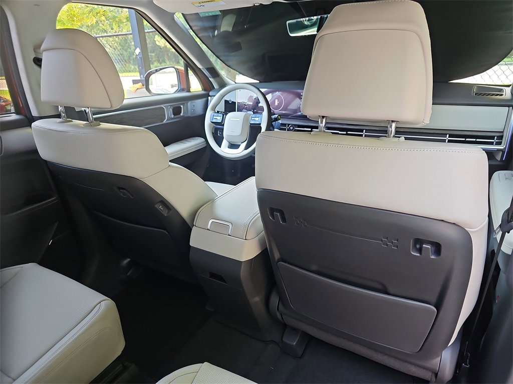 New 2025 Hyundai Santa Fe Calligraphy image 11