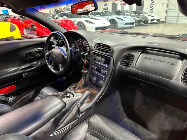 Used 1999 Chevrolet Corvette Coupe w/ Roof Pkg RWD image 28