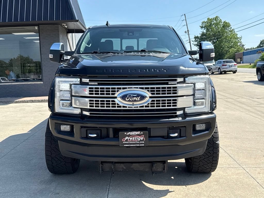 Used 2019 Ford F250 Platinum w/ Platinum Ultimate Package AWD/4WD image 18