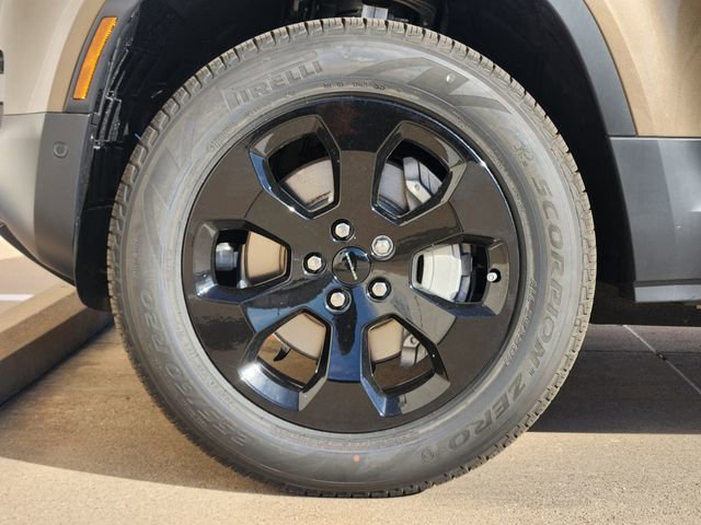 Used 2026 Land Rover Defender 110 S image 7