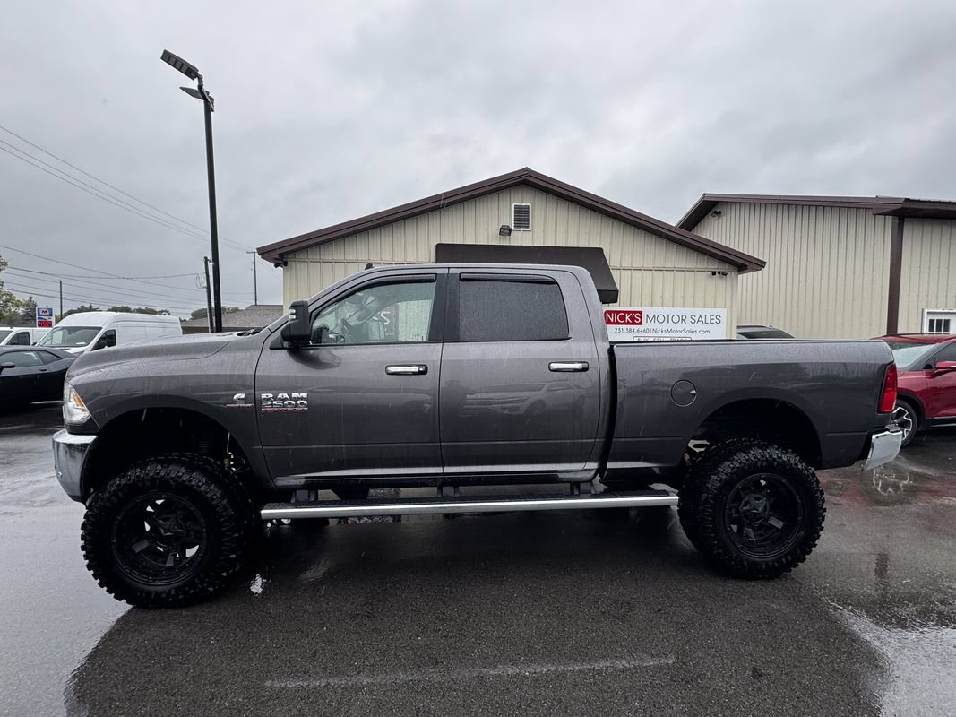 Used 2017 RAM 2500 Big Horn AWD/4WD image 2