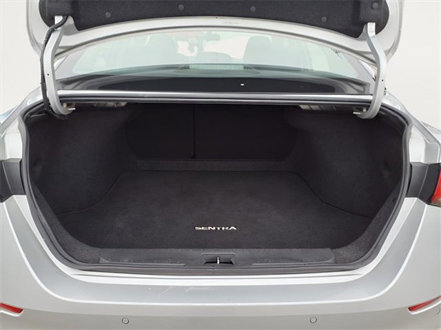 Used 2023 Nissan Sentra SV image 20