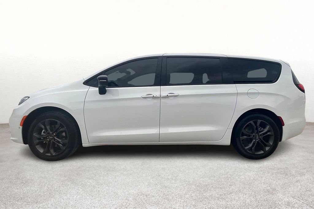 New 2026 Chrysler Pacifica Select FWD image 7