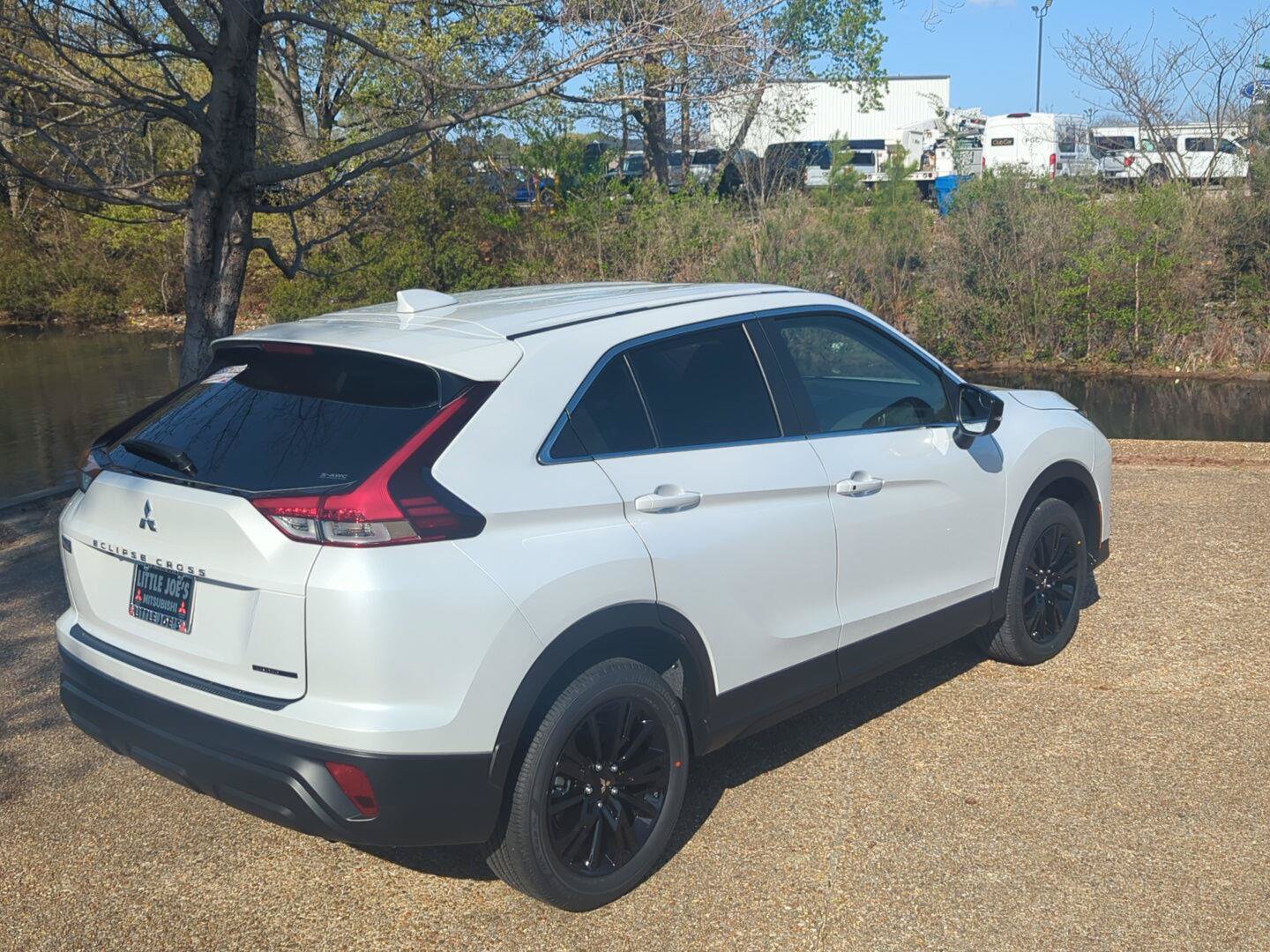 New 2026 Mitsubishi Eclipse Cross LE AWD/4WD image 5