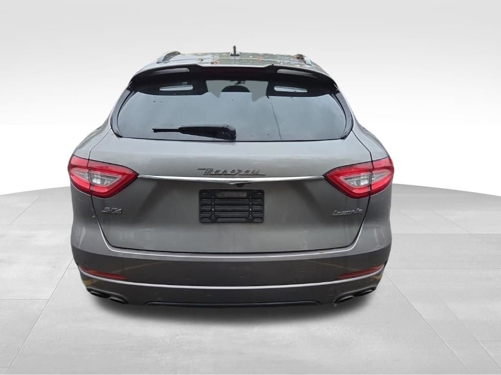 Used 2018 Maserati Levante S GranSport image 7