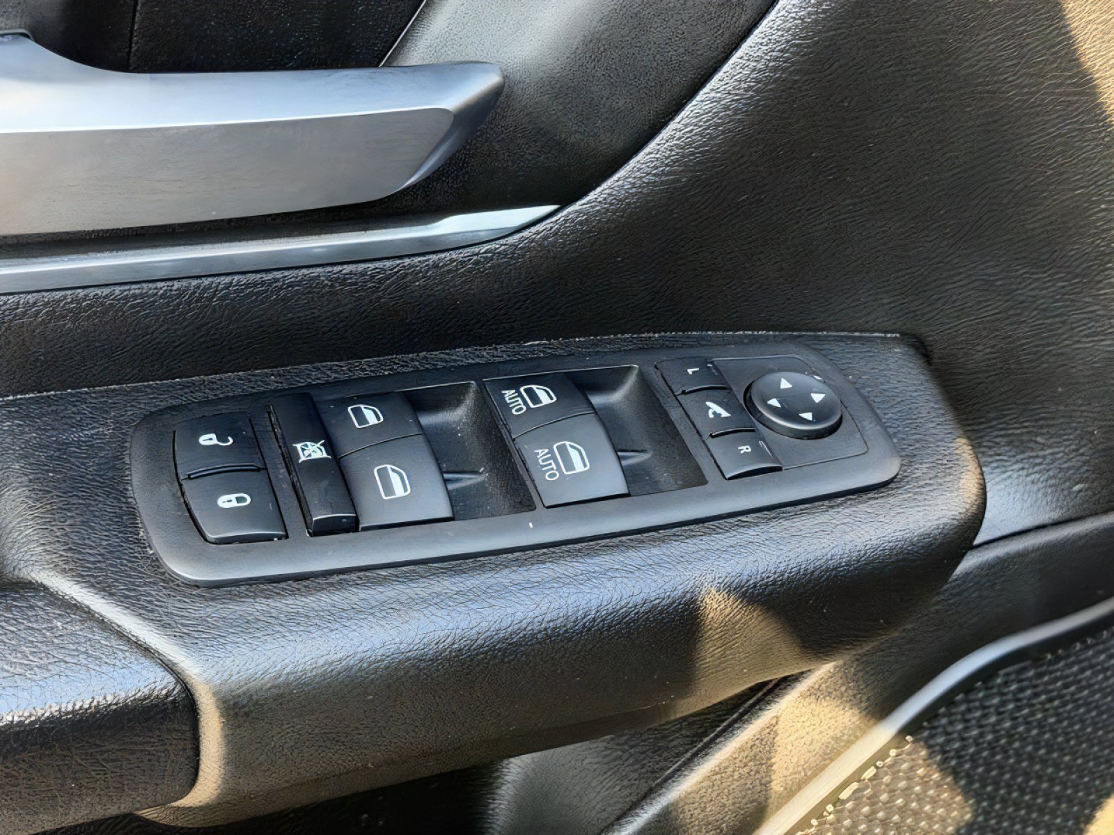 Used 2023 RAM 1500 Big Horn AWD/4WD image 18