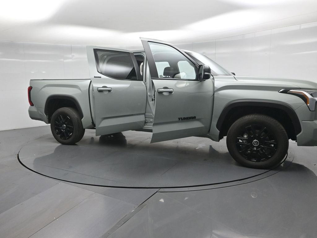 Used 2024 Toyota Tundra Limited image 34