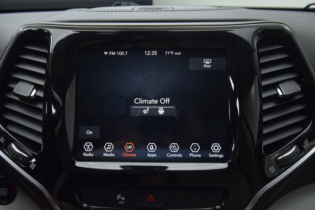 Used 2019 Jeep Cherokee Limited AWD/4WD image 15