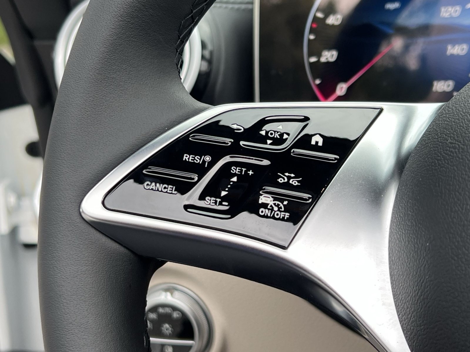 New 2027 Mercedes-Benz CLE 300 4MATIC Cabriolet image 36