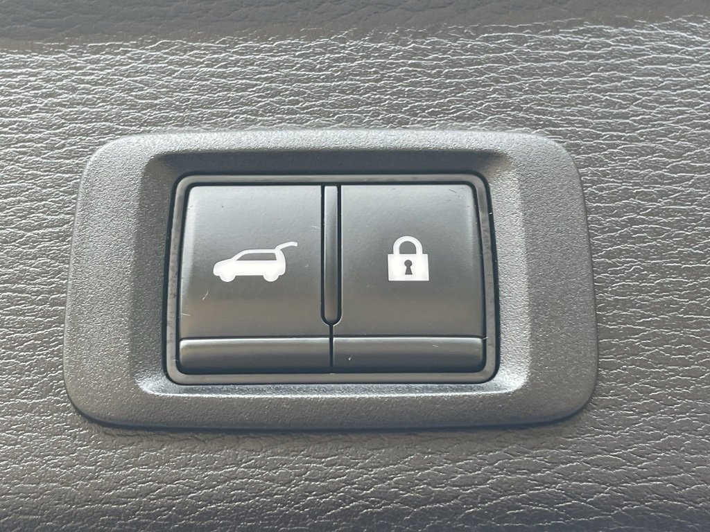 Used 2024 Mitsubishi Outlander SE image 19