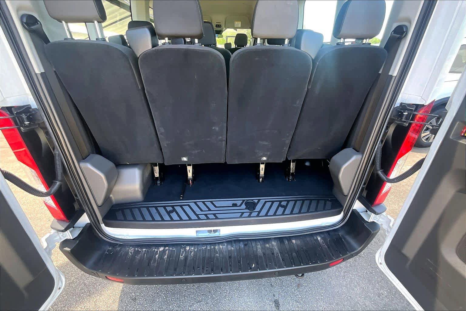 Used 2023 Ford Transit 350 XLT RWD image 19