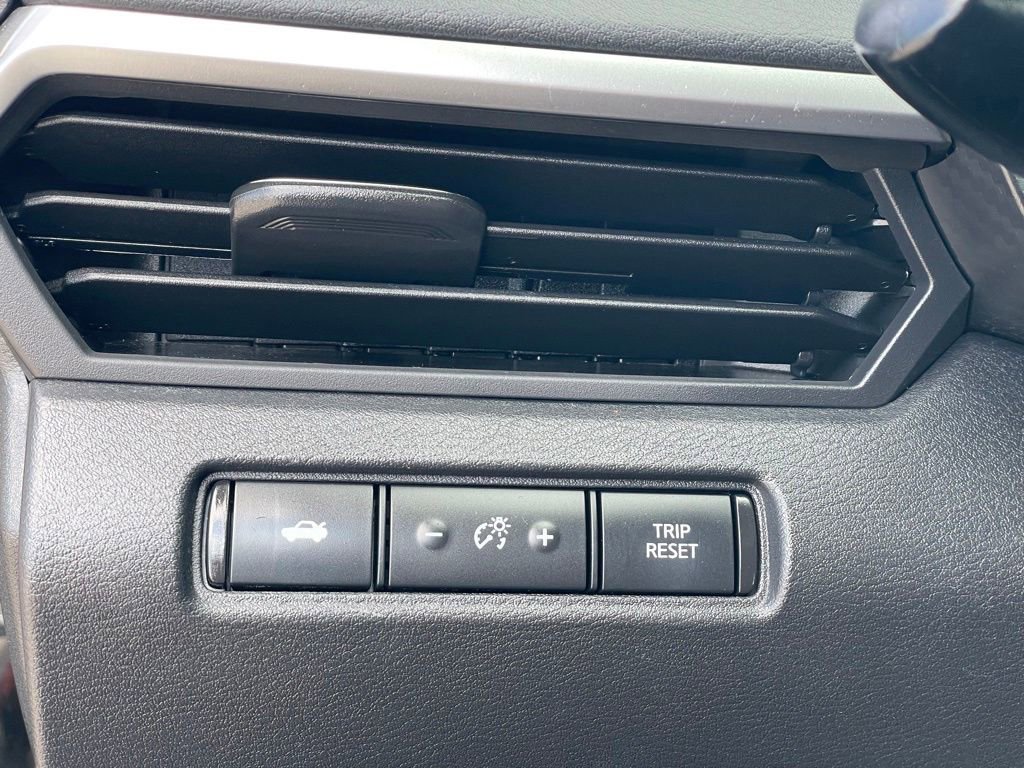 Certified 2023 Nissan Altima 2.5 SV FWD image 13