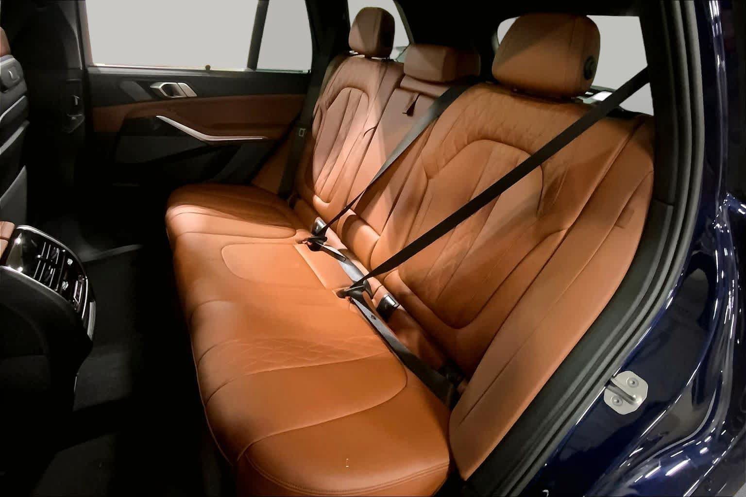 Used 2025 BMW X5 M60i w/ Executive Package AWD/4WD image 21