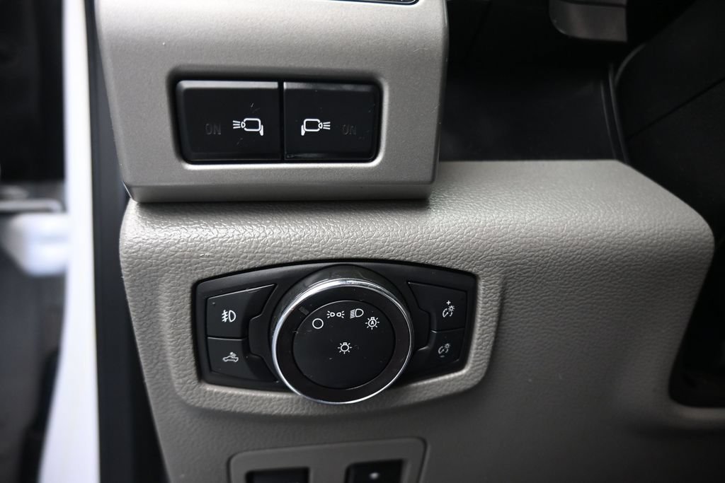Used 2018 Ford F150 Lariat AWD/4WD image 29