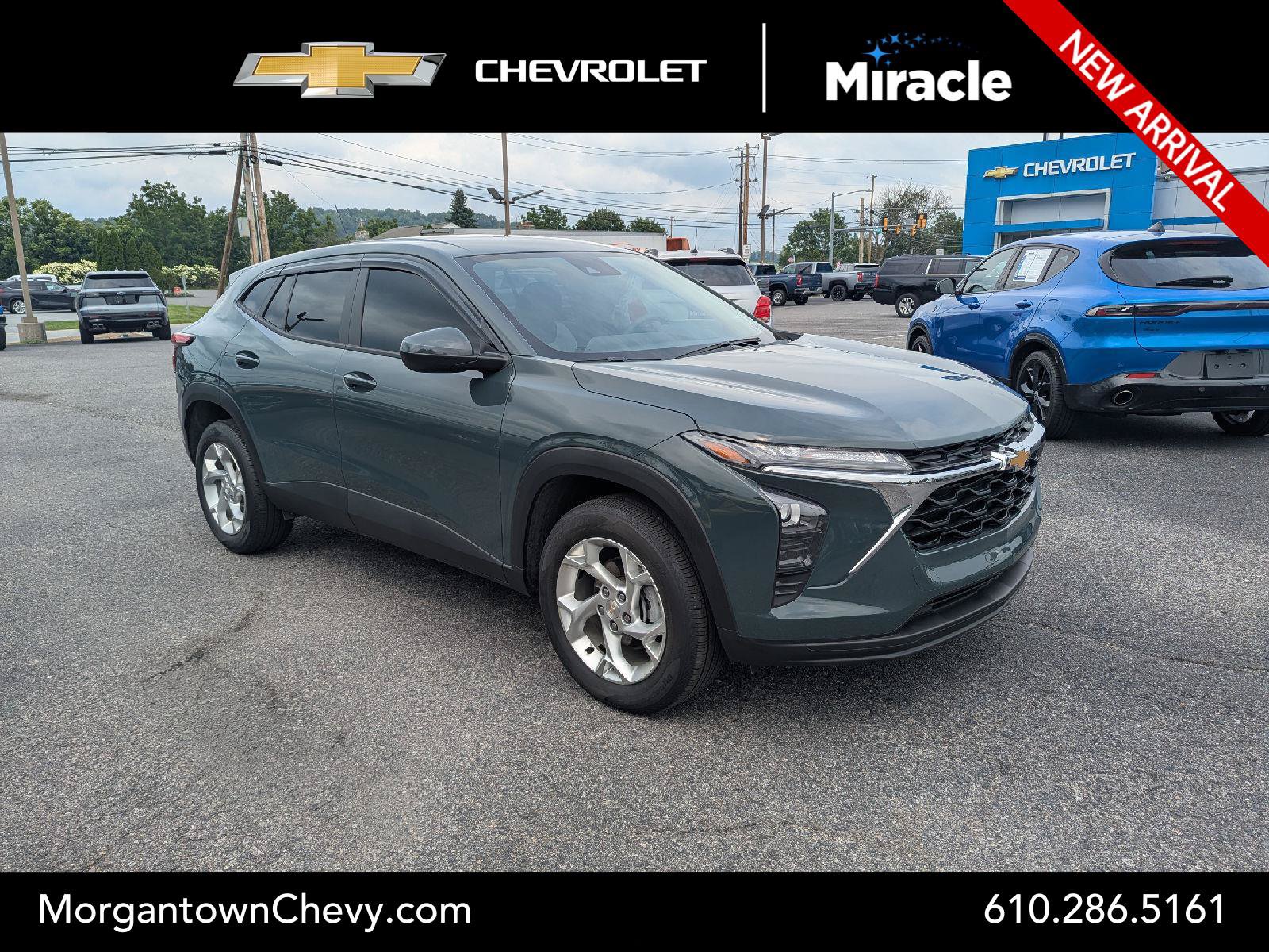 Used 2025 Chevrolet Trax LS w/ LS Convenience Package FWD video 1