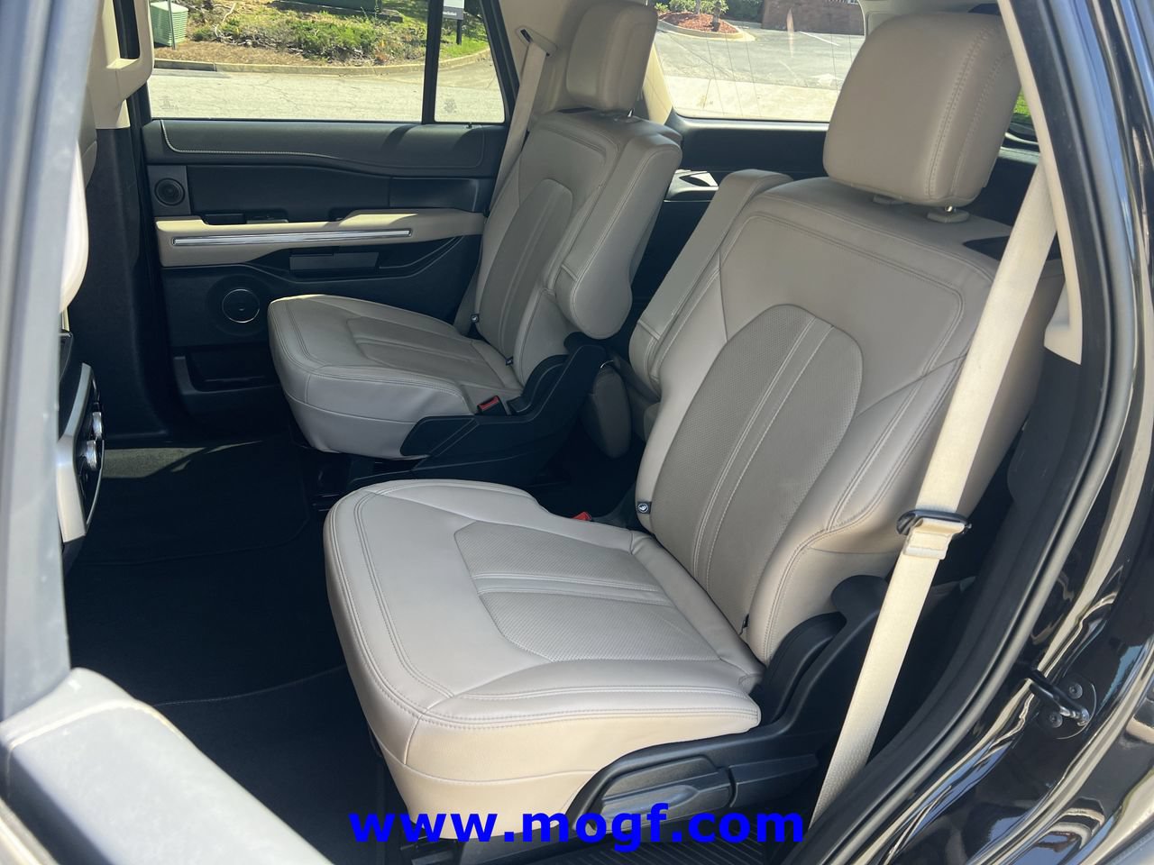 Used 2024 Ford Expedition Limited AWD/4WD image 20