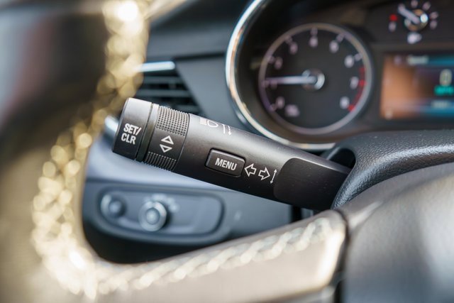 Used 2022 Buick Encore Preferred w/ Safety Package image 23