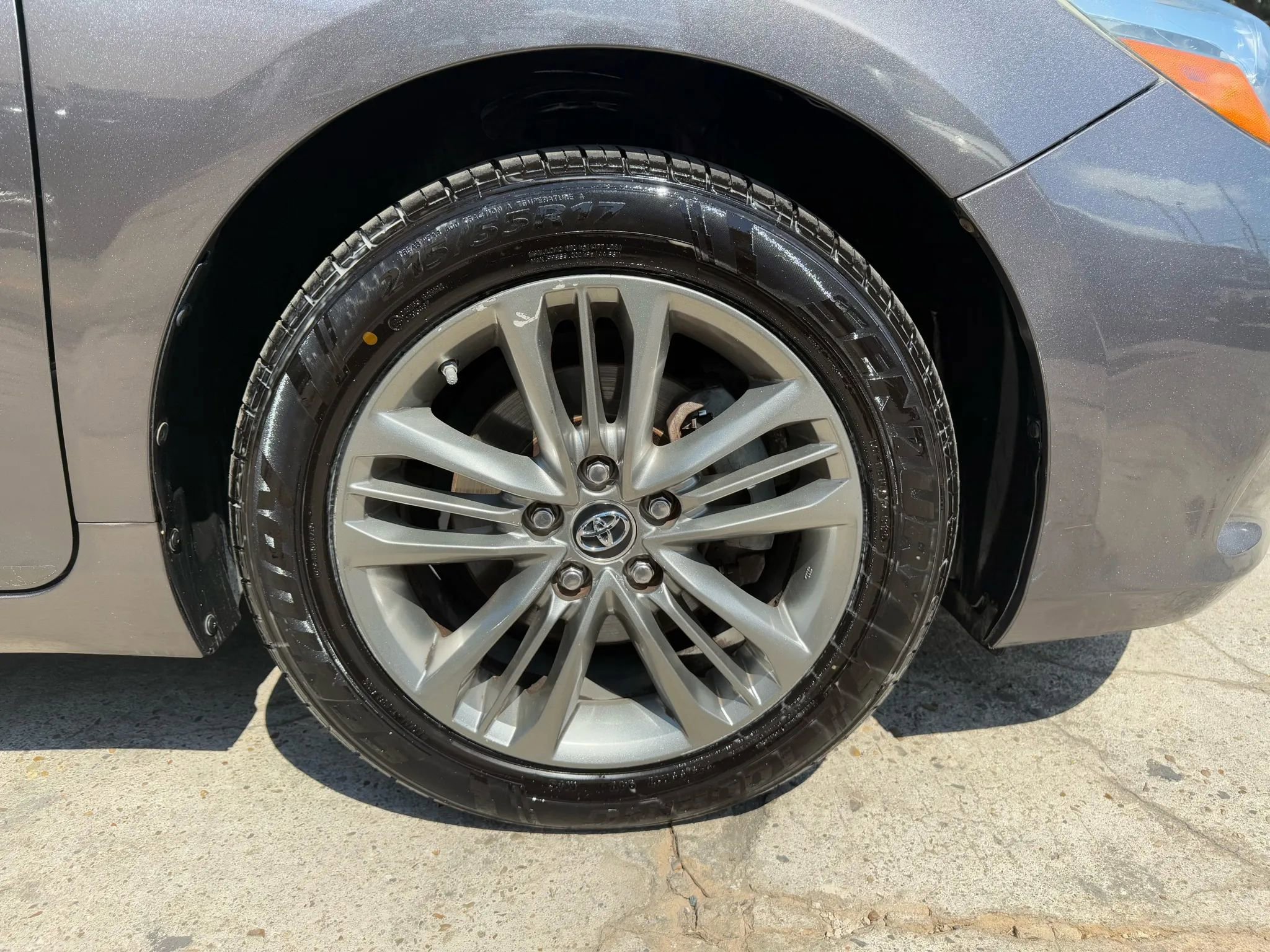 Used 2016 Toyota Camry SE image 24