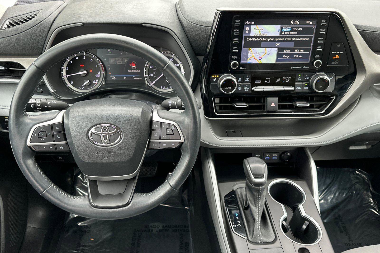 Used 2022 Toyota Highlander XLE image 14