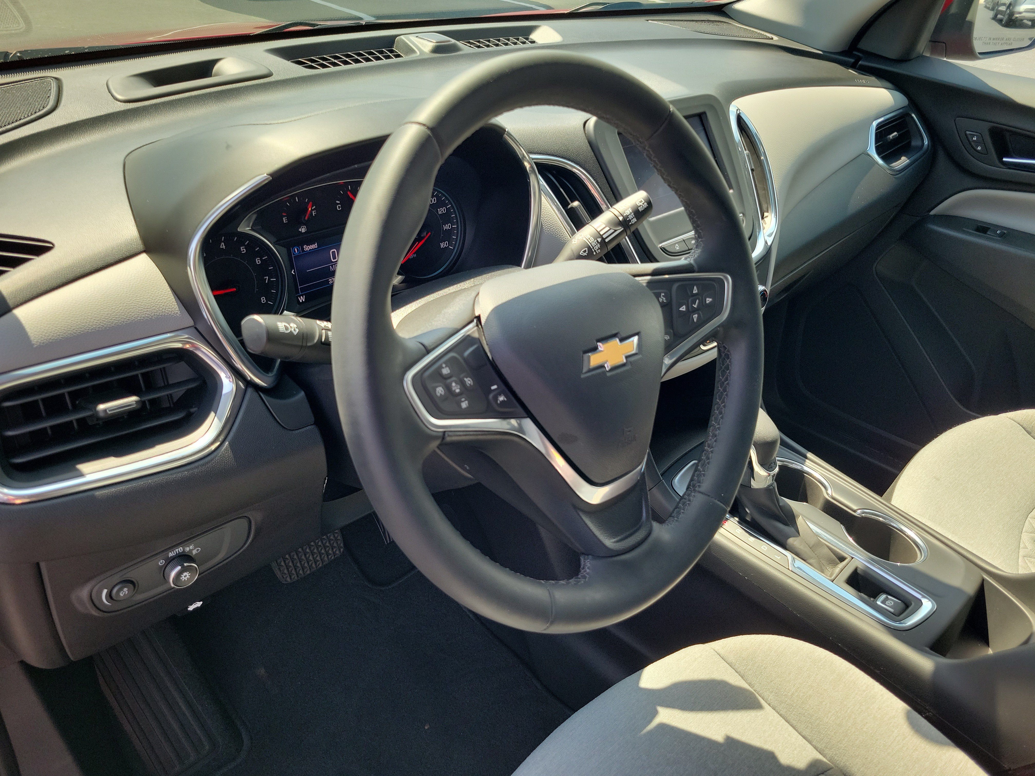 Used 2023 Chevrolet Equinox LT FWD image 16