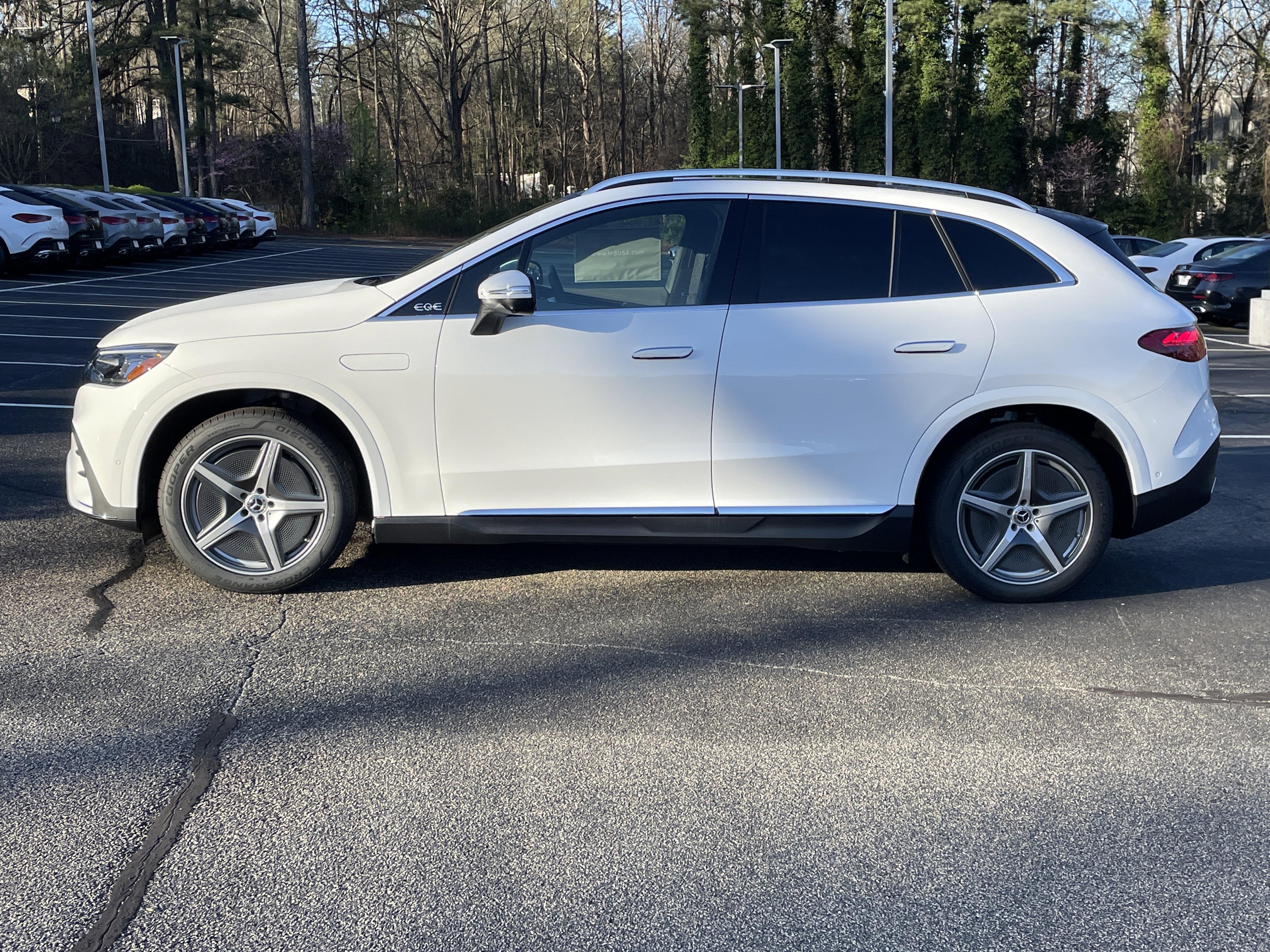 New 2026 Mercedes-Benz EQE 320 4MATIC SUV image 12