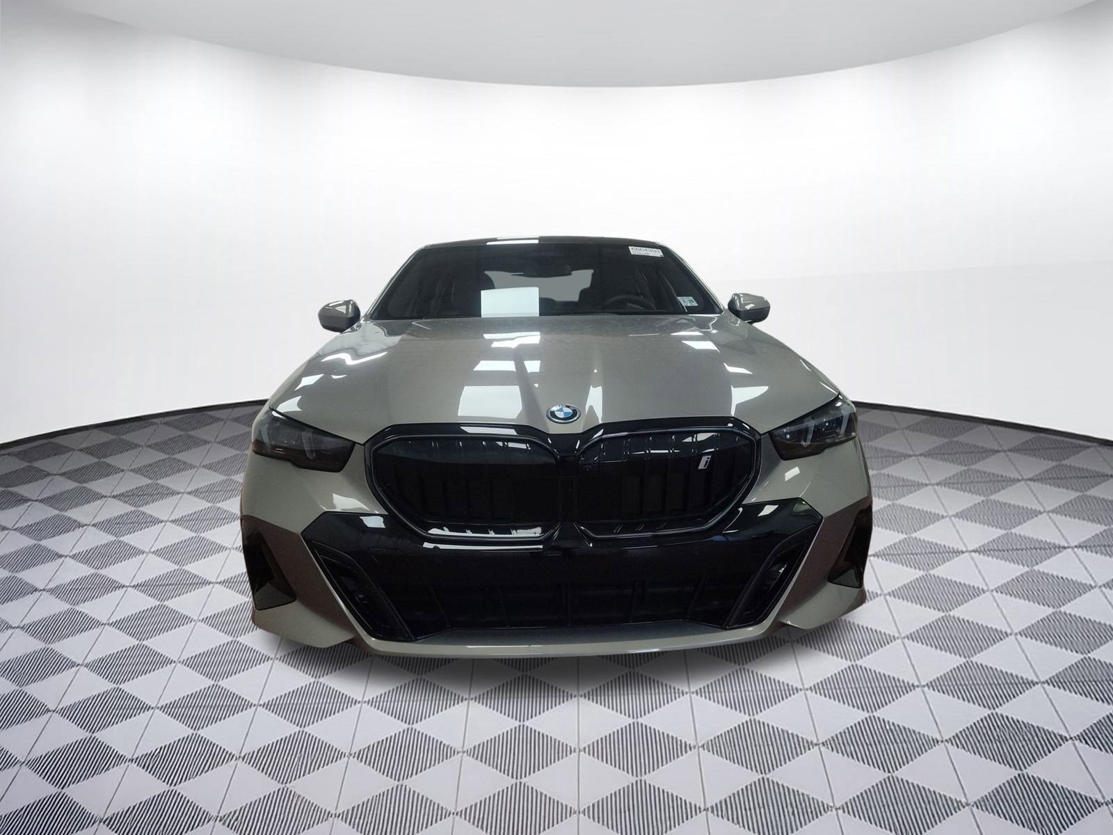 Used 2025 BMW i5 xDrive40 image 5