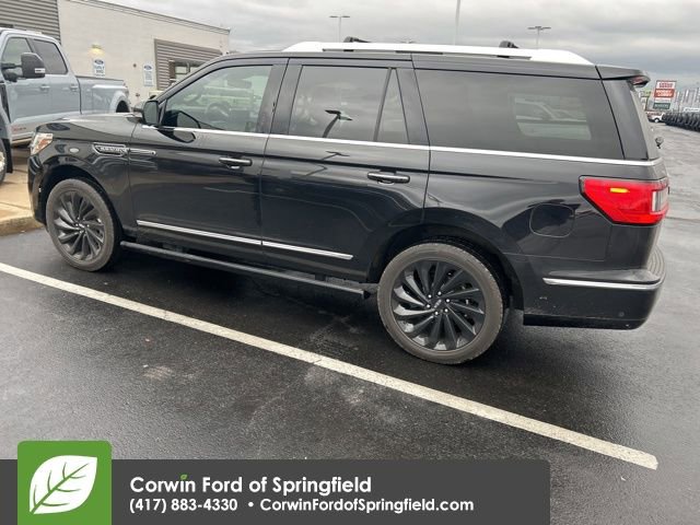 Used 2021 Lincoln Navigator Reserve image 2