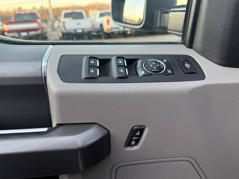 Used 2019 Ford F250 XLT w/ XLT Premium Package AWD/4WD image 28