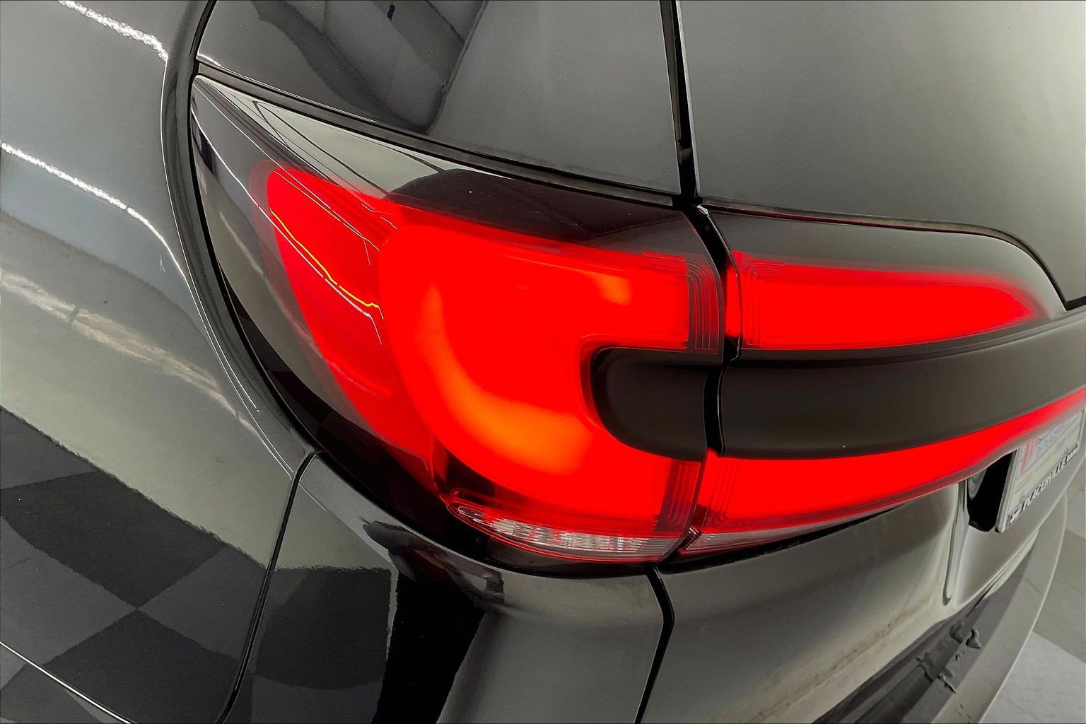 Used 2021 Chrysler Pacifica Touring-L w/ S Appearance Package FWD image 29