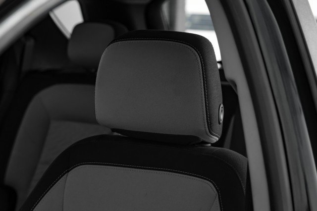 Used 2021 Chevrolet Equinox LS image 26