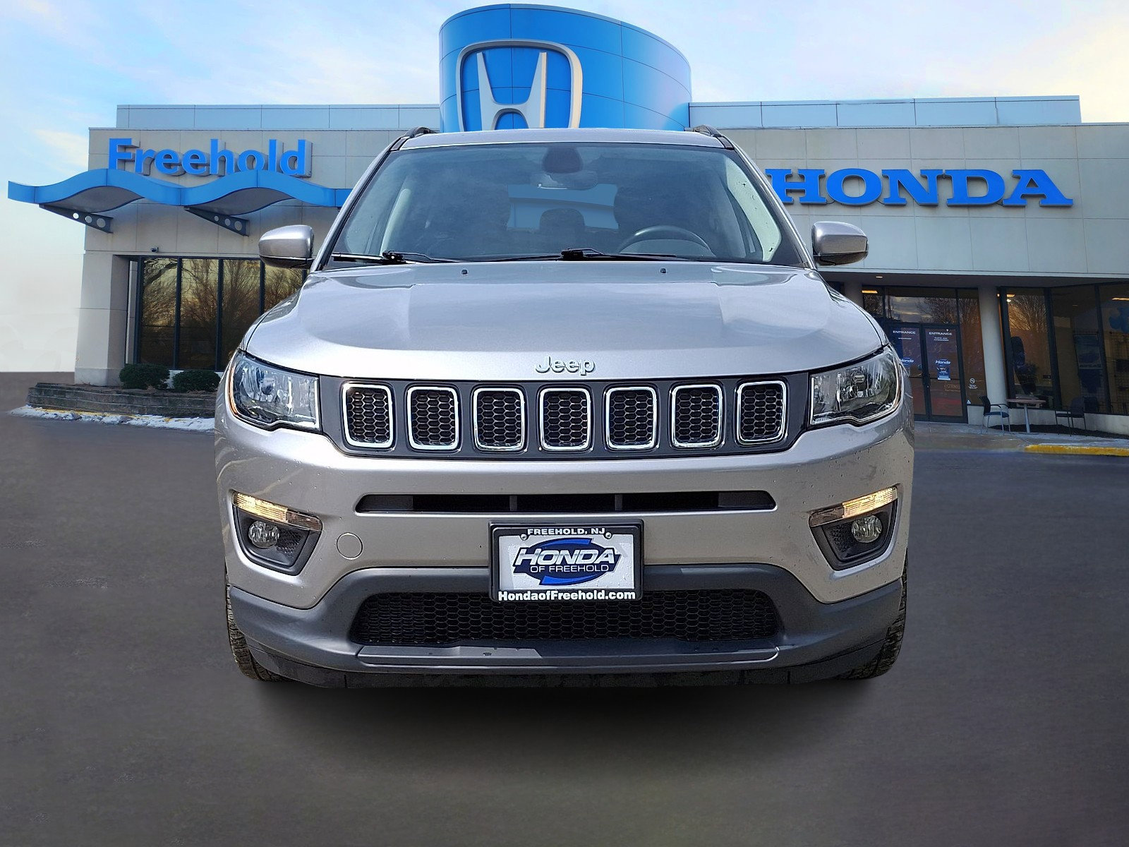 Used 2019 Jeep Compass Latitude w/ Popular Equipment Group image 2