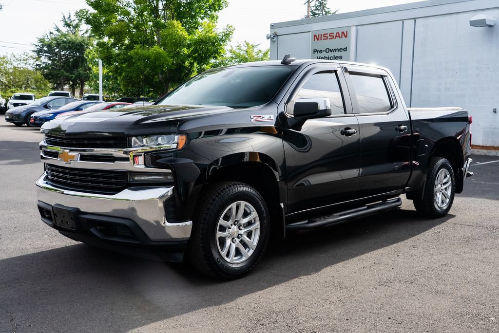 Used 2020 Chevrolet Silverado 1500 LT w/ All-Star Edition AWD/4WD image 3